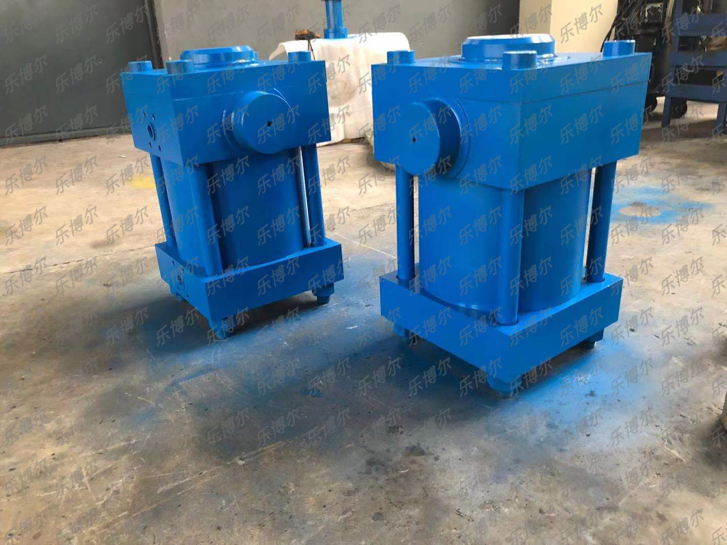 Piston cylinder